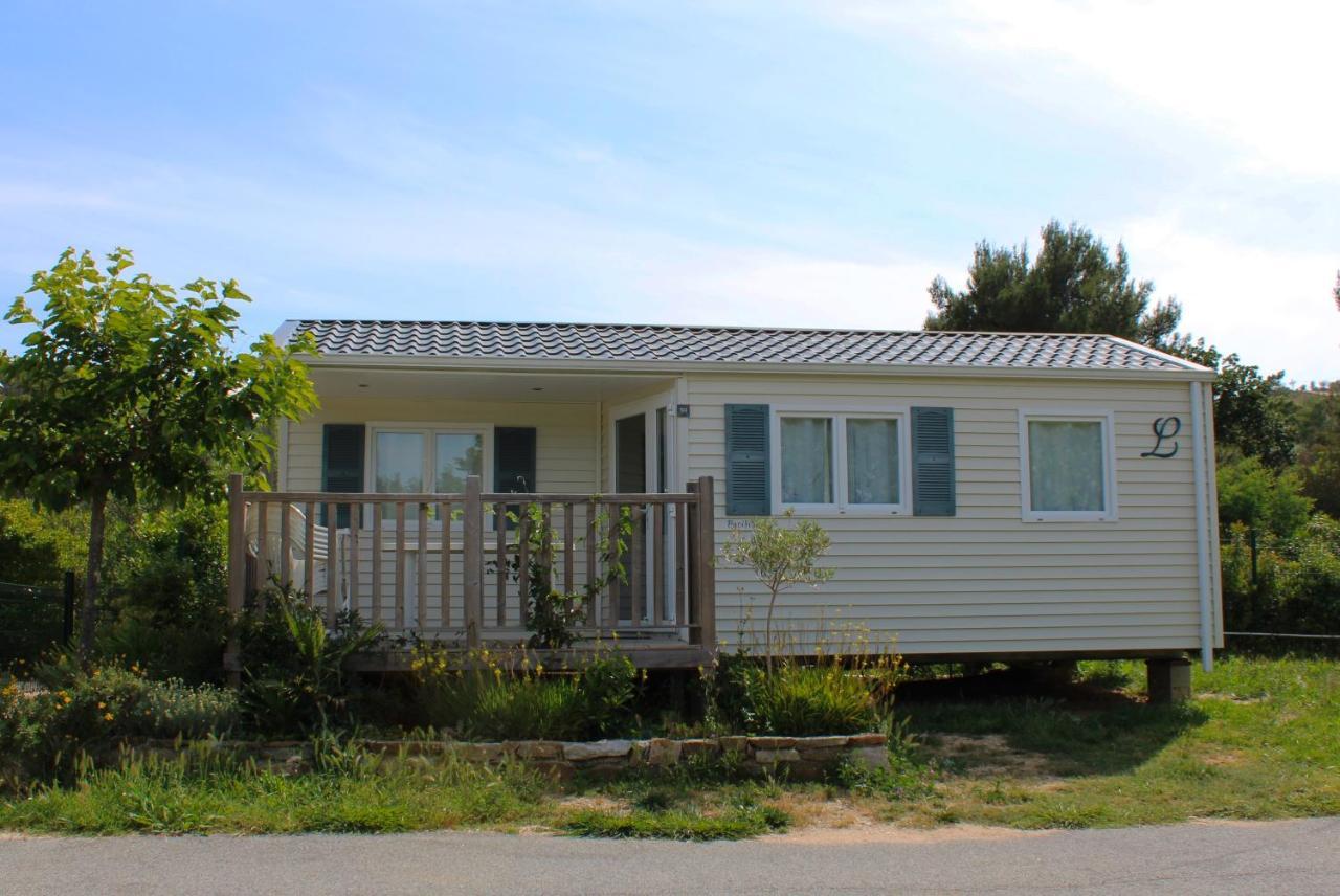 Camping Lou Cabasson 博尔马斯·莱斯·米默萨斯 外观 照片