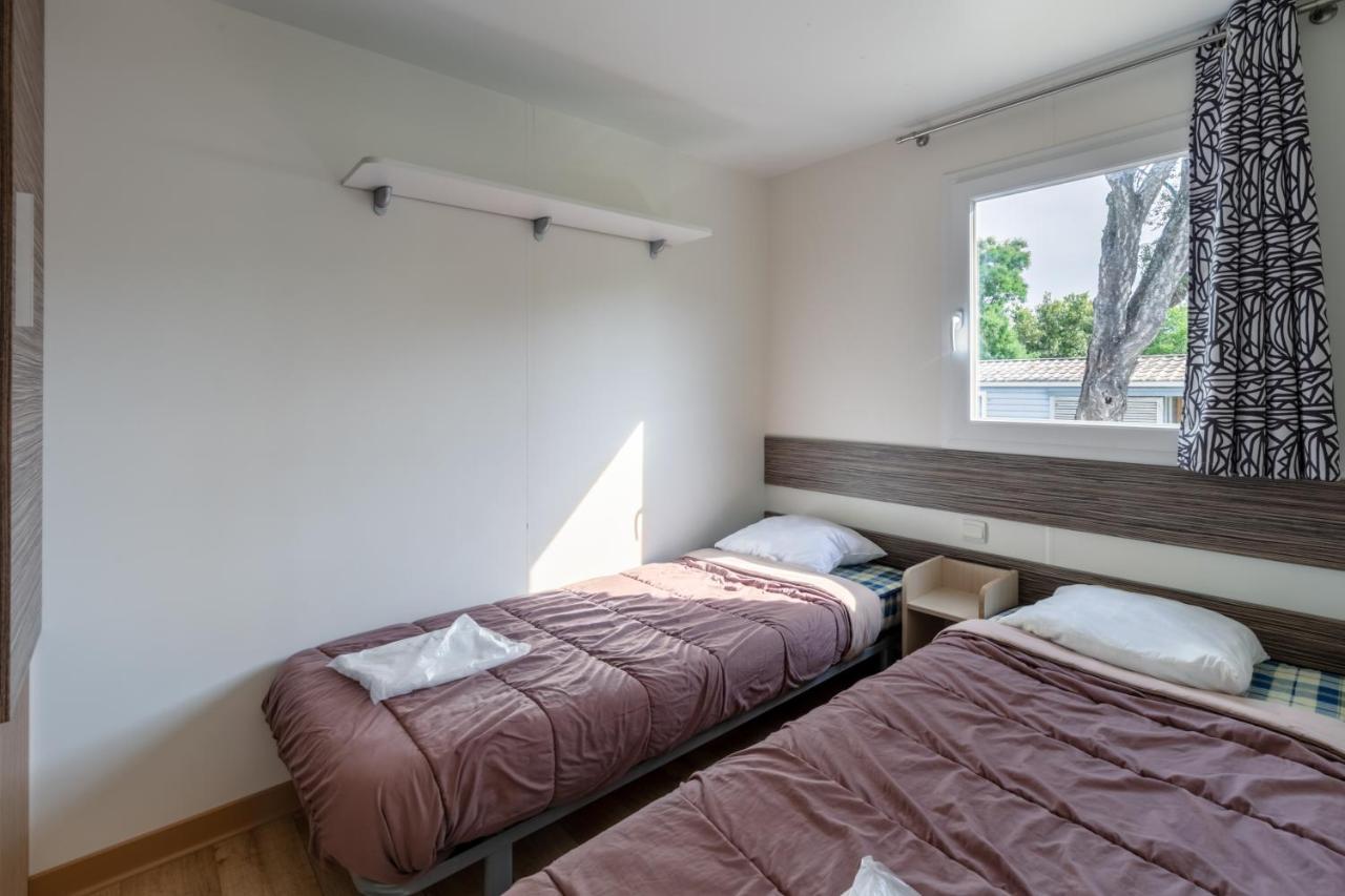 Camping Lou Cabasson 博尔马斯·莱斯·米默萨斯 外观 照片
